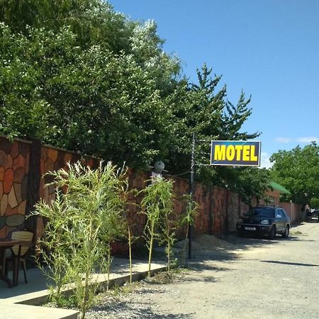 Motel Qusar Exteriör bild